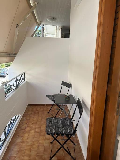 Eclectic Apartment Near Downtown Ираклион Экстерьер фото